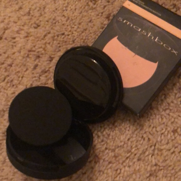 Smashbox cream to powder foundation 1.5 Still in box - Picture 5 of 7
